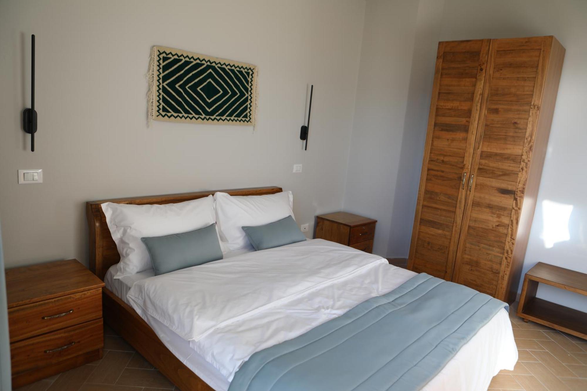 Doko Hotel Radhime Exterior photo