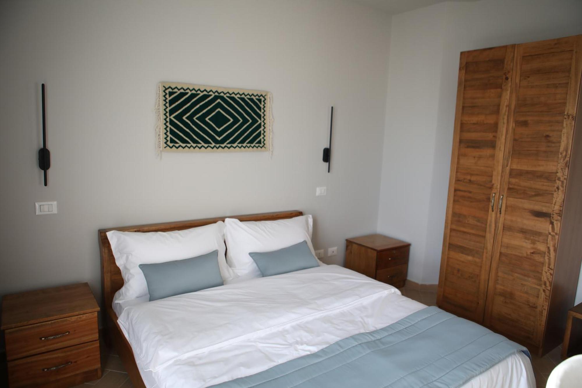 Doko Hotel Radhime Exterior photo